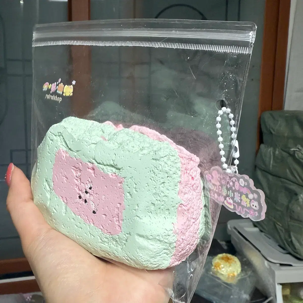thumbnail-4